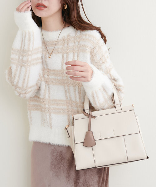 natural couture(ナチュラルクチュール)の「ダブルフラップ2WAYハンドバッグ(ショルダーバッグ・レディース・ブラック/アイボリー/モカ/レッド・FREE)」の2枚目の写真