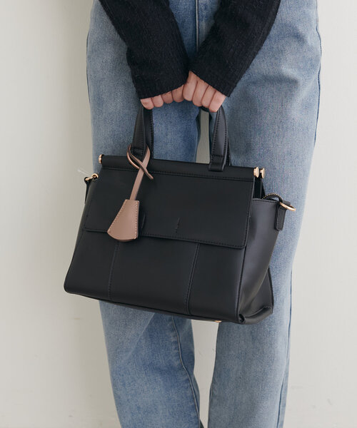 natural couture(ナチュラルクチュール)の「ダブルフラップ2WAYハンドバッグ(ショルダーバッグ・レディース・ブラック/アイボリー/モカ/レッド・FREE)」の6枚目の写真