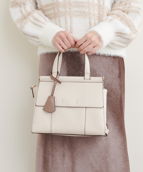 natural couture(ナチュラルクチュール)の「ダブルフラップ2WAYハンドバッグ(ショルダーバッグ・レディース・ブラック/アイボリー/モカ/レッド・FREE)」の9枚目の写真