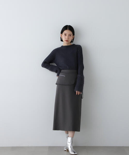 N.(N. Natural Beauty Basic)(エヌエヌナチュラルビューティーベーシック)の「◆ポケットベルト付きIラインスカート(スカート・レディース・ベージュ/チャコールグレー・SMALL/MEDIUM)」の3枚目の写真