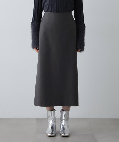 N.(N. Natural Beauty Basic)(エヌエヌナチュラルビューティーベーシック)の「◆ポケットベルト付きIラインスカート(スカート・レディース・ベージュ/チャコールグレー・SMALL/MEDIUM)」の13枚目の写真