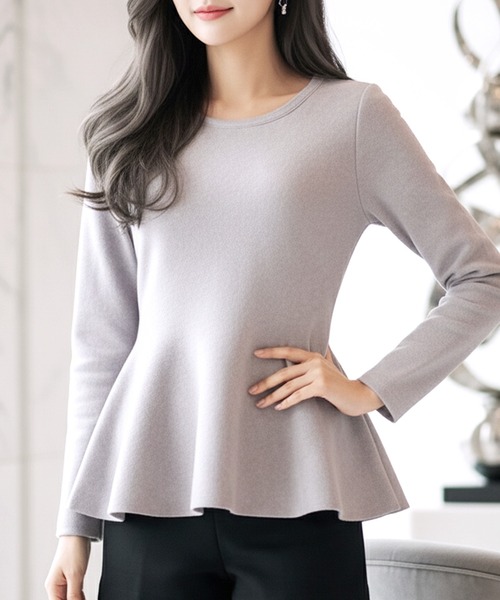 Julia Boutique(ジュリアブティック)の「美くびれ ペプラムニットトップス(ニット/セーター・レディース・ネイビー/モカ/チャコール/ピンク/ボルドー/ブラック/アイボリー/グレー・ONE)」の3枚目の写真