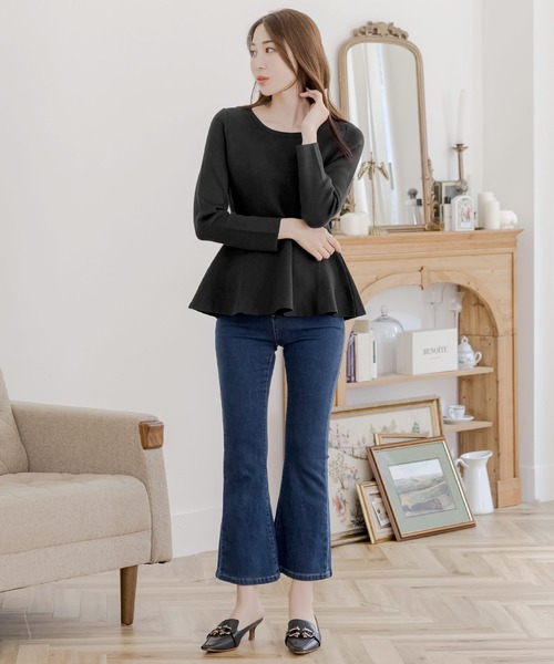 Julia Boutique(ジュリアブティック)の「美くびれ ペプラムニットトップス(ニット/セーター・レディース・ネイビー/モカ/チャコール/ピンク/ボルドー/ブラック/アイボリー/グレー・ONE)」の14枚目の写真