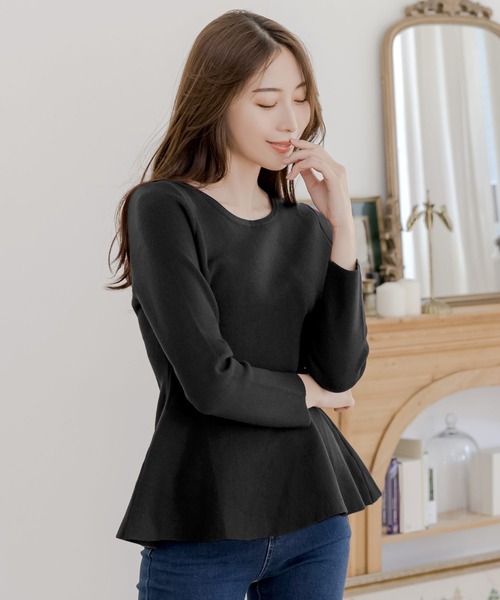 Julia Boutique(ジュリアブティック)の「美くびれ ペプラムニットトップス(ニット/セーター・レディース・ネイビー/モカ/チャコール/ピンク/ボルドー/ブラック/アイボリー/グレー・ONE)」の16枚目の写真