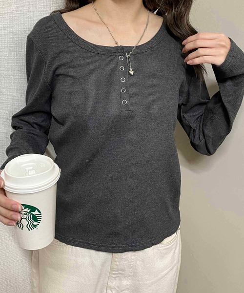 NANEA(ナネア)の「ラウンドネックフロントボタントップス(Tシャツ/カットソー・レディース・チャコールグレー/グレー/ホワイト/ブラック・LARGE/MEDIUM/X-LARGE)」の18枚目の写真