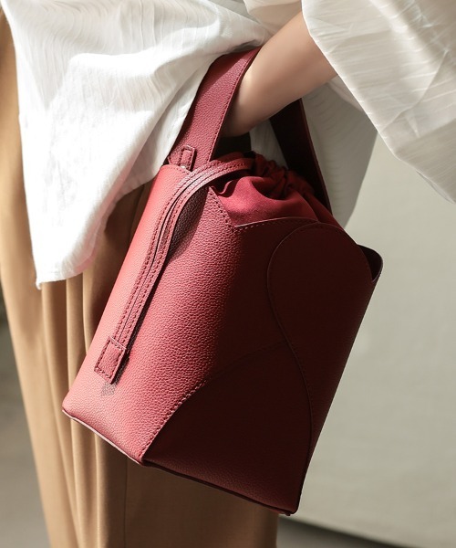 DONOBAN(ドノバン)の「ハートカットバッグ(トートバッグ・レディース・シルバー/ブルー/ライトピンク/ブラック/ワイン・ONE)」の5枚目の写真