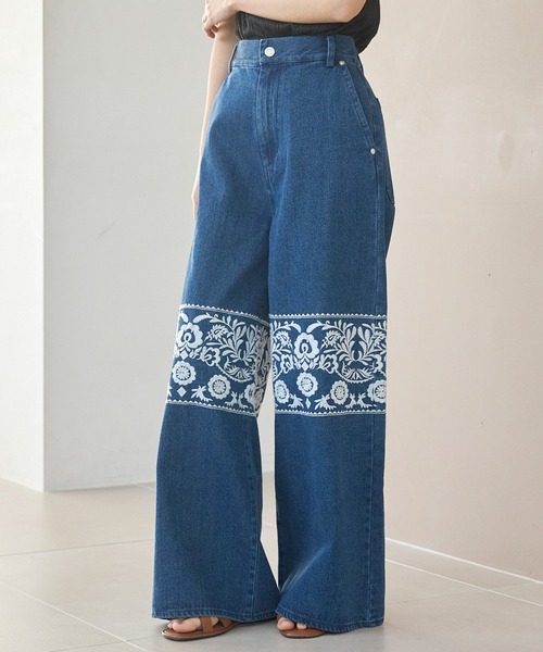 LAVEANGE（ラビアンジェ）の「刺繍ワイドデニムパンツ（デニムパンツ・レディース・ネイビー/ブラック・M/LL/3L/4L）」の14枚目の写真