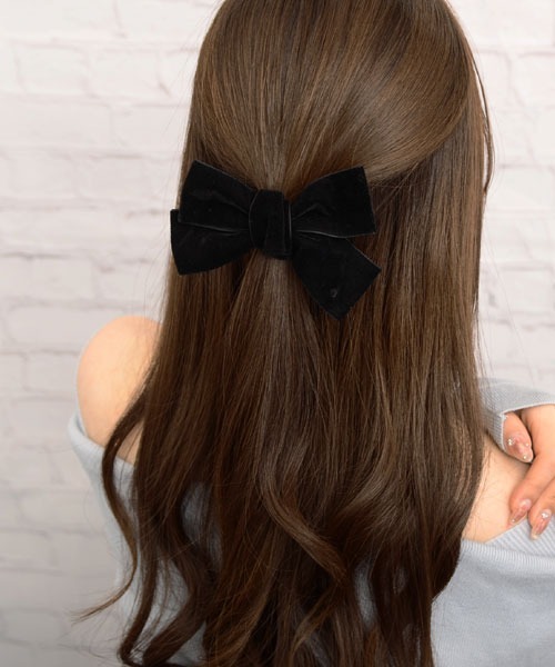 Mayree（メイリー）の「【float】ベロア リボン シュシュ（シュシュ・レディース・ブラック・FREE）」の5枚目の写真