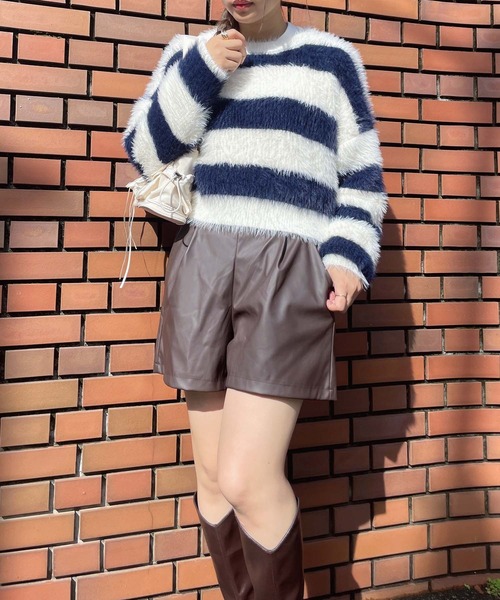 AS KNOW AS plus（アズノゥアズプラス）の「◇フェザーアソート ショート丈ニットプルオーバー（ニット/セーター・レディース・アイボリー/ホワイト×ネイビー/ピンク/チャコールグレー/ボルドー・FREE）」の15枚目の写真