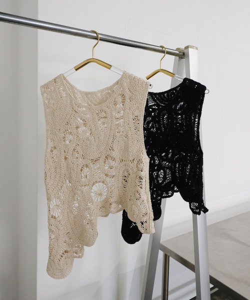 select MOCA（セレクトモカ）の「透かし編みアシンメトリーベスト（ベスト・レディース・アイボリー/ブラック・FREE）」の14枚目の写真