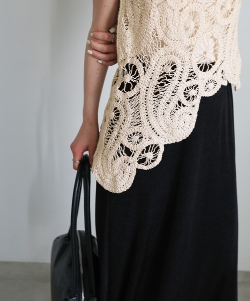 select MOCA（セレクトモカ）の「透かし編みアシンメトリーベスト（ベスト・レディース・アイボリー/ブラック・FREE）」の17枚目の写真