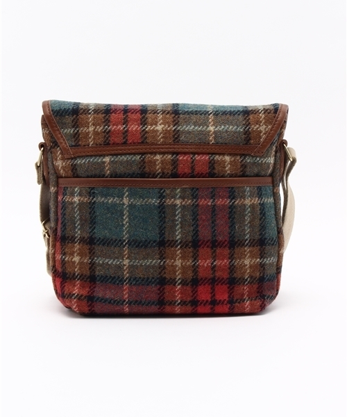 LBC(エルビーシー)の「Harris Tweed ショルダーバッグ(ショルダーバッグ・レディース・オリーブ/グリーン・ONE SIZE)」の4枚目の写真