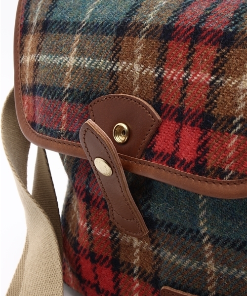 LBC(エルビーシー)の「Harris Tweed ショルダーバッグ(ショルダーバッグ・レディース・オリーブ/グリーン・ONE SIZE)」の7枚目の写真