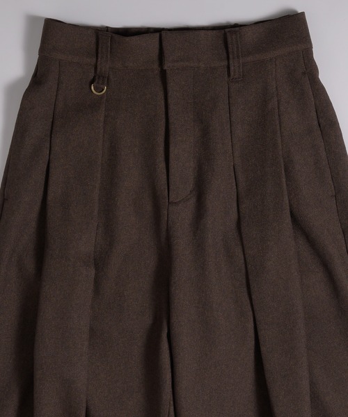 MUHET（ミュエータ）の「２タックスラックスパンツ（スラックス・メンズ・チャコールグレー/ブラウン・SMALL/MEDIUM/LARGE）」の5枚目の写真