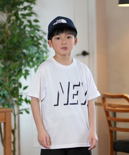 NEW ERA（ニューエラ）の「NEW ERA/ニューエラ キッズ 半袖 Tシャツ Youth テックT Shadow Wordmark 吸汗速乾 UVケア 14414379/14414380（Tシャツ/カットソー・キッズ・ブラック/ホワイト・160cm/150cm/140cm/130cm）」の2枚目の写真
