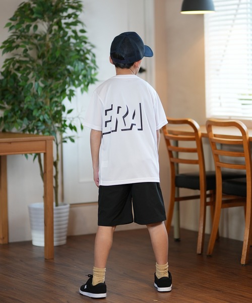 NEW ERA（ニューエラ）の「NEW ERA/ニューエラ キッズ 半袖 Tシャツ Youth テックT Shadow Wordmark 吸汗速乾 UVケア 14414379/14414380（Tシャツ/カットソー・キッズ・ブラック/ホワイト・160cm/150cm/140cm/130cm）」の4枚目の写真