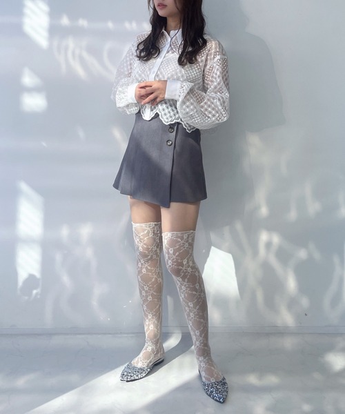 AS KNOW AS plus（アズノゥアズプラス）の「●スカラップレース ショート丈ブラウス（シャツ/ブラウス・レディース・オフホワイト/ブラック・FREE）」の10枚目の写真