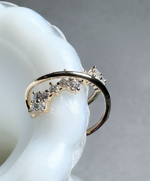 CALIFORNIA OUTFITTERS（カリフォルニア アウトフィッターズ）の「3-1C9 ミニ クロスデザイン ラインストーン イヤーカフ【LULKA-ルールカ-】（イヤーカフ・レディース・ゴールド/シルバー/ピンクゴールド・ONESIZE）」の3枚目の写真