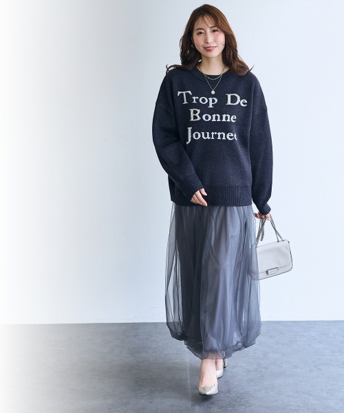 SMILE LAND(スマイルランド)の「<大きいサイズ>パール調ビジュー付ロゴラメ入ニット【OtonaSMILE】(ニット/セーター・レディース・オフホワイト/ネイビー・4L/5L/LL/3L/L)」の6枚目の写真