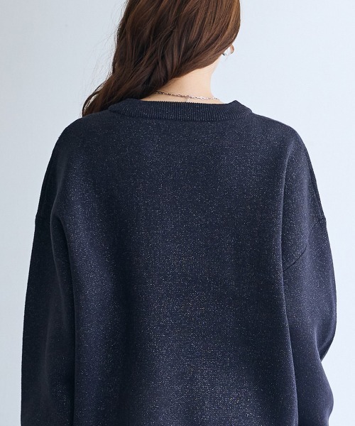 SMILE LAND(スマイルランド)の「<大きいサイズ>パール調ビジュー付ロゴラメ入ニット【OtonaSMILE】(ニット/セーター・レディース・オフホワイト/ネイビー・4L/5L/LL/3L/L)」の17枚目の写真