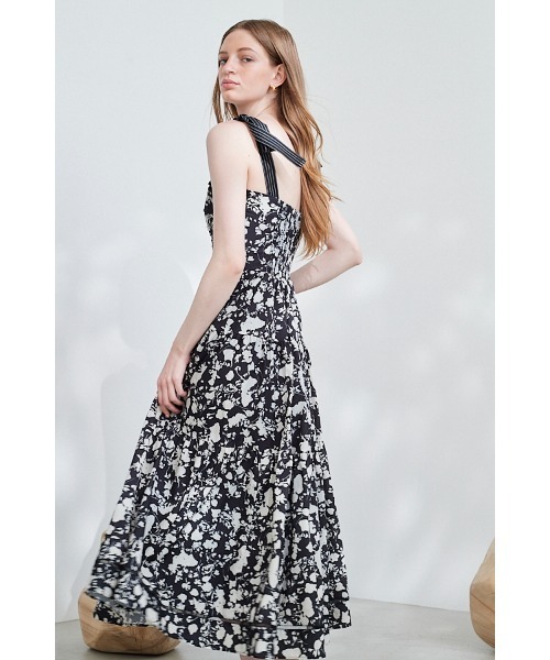 Estella.K(エステラケー)の「Sandra Floral-print long dress ショルダーリボンプリントキャミドレス(ワンピース・レディース・レッド系/ブルー系/ブラック系/オレンジ系/グリーン系・FREE)」の12枚目の写真