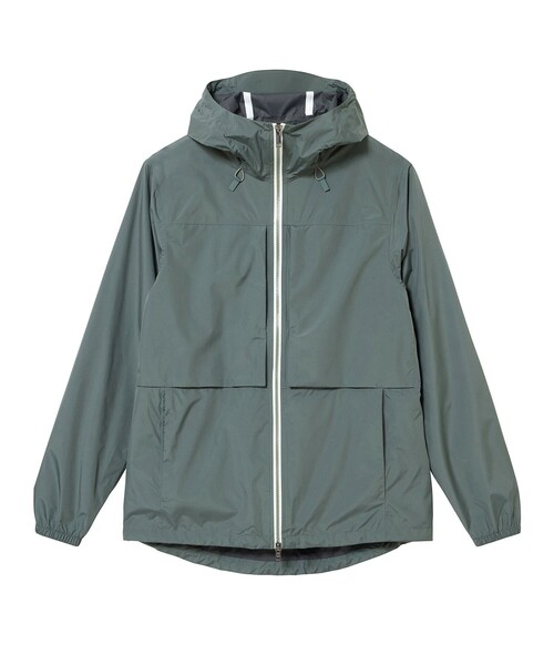 AIGLE(エーグル)の「全天候型 防水 透湿 ポケッタブル 2.5レイヤーフーデッドジャケット(マウンテンパーカー・メンズ・ブルー/ダークグリーン・M/L/S)」の2枚目の写真