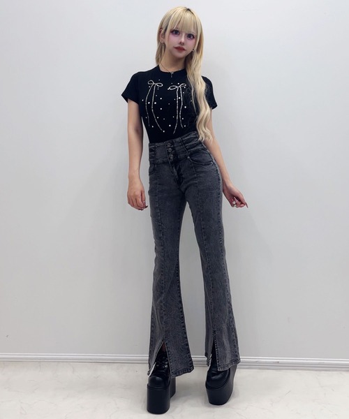 Diable baiser（ディアブルベーゼ）の「レースアップ美脚ストレッチフレアデニムパンツ（デニムパンツ・レディース・ブラック/グレー/ブラック系その他・SMALL/MEDIUM）」の5枚目の写真