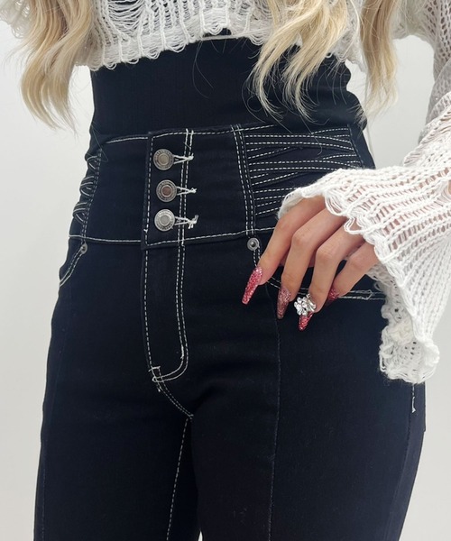 Diable baiser（ディアブルベーゼ）の「レースアップ美脚ストレッチフレアデニムパンツ（デニムパンツ・レディース・ブラック/グレー/ブラック系その他・SMALL/MEDIUM）」の9枚目の写真