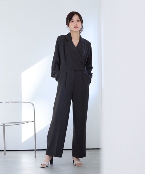 Andemiu(アンデミュウ)の「テーラードオールインワン325752(つなぎ/オールインワン・レディース・チャコールグレー/ベージュ・SMALL/MEDIUM)」の6枚目の写真