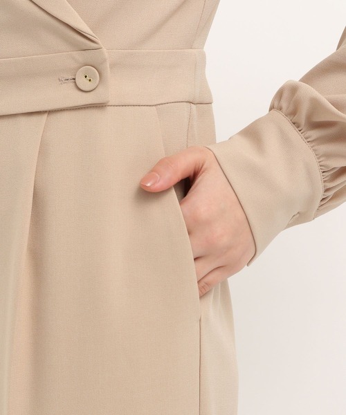 Andemiu(アンデミュウ)の「テーラードオールインワン325752(つなぎ/オールインワン・レディース・チャコールグレー/ベージュ・SMALL/MEDIUM)」の13枚目の写真