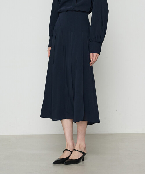 COMME CA(コムサ)の「フィネスボイル スカート(スカート・レディース・グリーン系その他/ダークネイビー・9号/11号)」の3枚目の写真