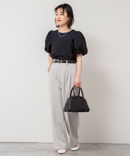 NOLLEY’S Sophi(ノーリーズソフィ)の「《セットアップ対応》ウォッシャブルライトドライシャンブレーワイドパンツ(その他パンツ・レディース・ライトグレー/ネイビー/サックスブルー・34/36/38)」の4枚目の写真