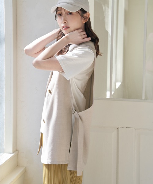 ikka(イッカ)の「ノーカラーサイドスリットジレ(ベスト・レディース・ベージュ/ブラック・M/L/S)」の8枚目の写真