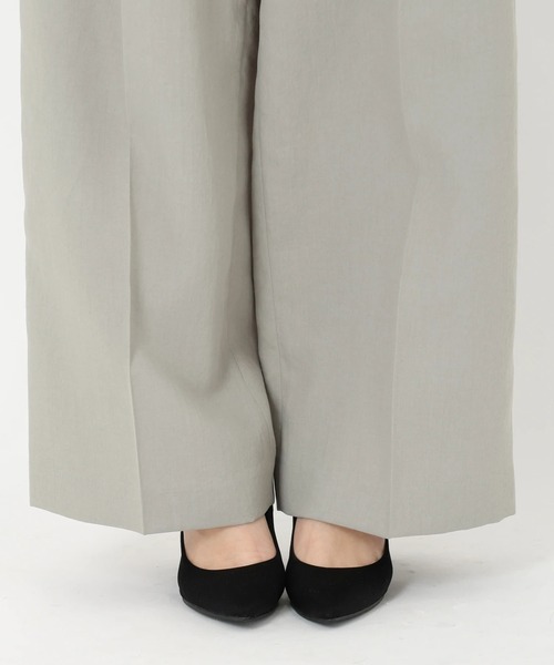 STRAWBERRY-FIELDS（ストロベリーフィールズ）の「サイドアジャストタックストレートパンツ（その他パンツ・レディース・オフホワイト/バイオレット/ベージュ/ブラック/オリーブ・2/1）」の12枚目の写真