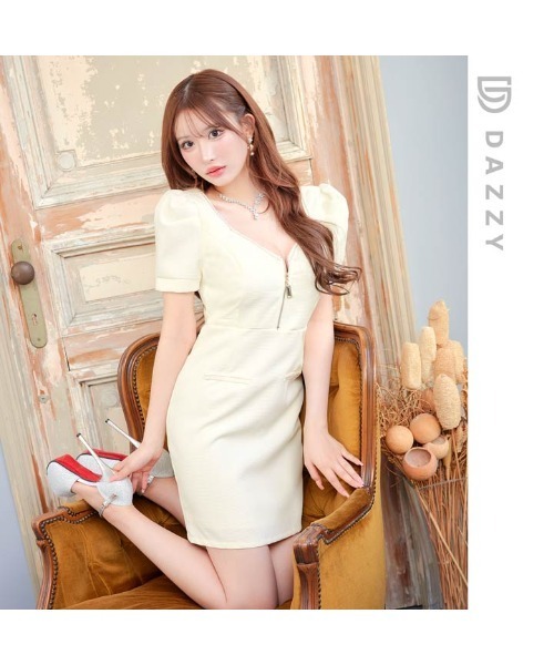 セール! DKNY 人気 パフスリーブ シース ドレス フロントジップ チェーンライン パフスリーブ タイトミニドレス