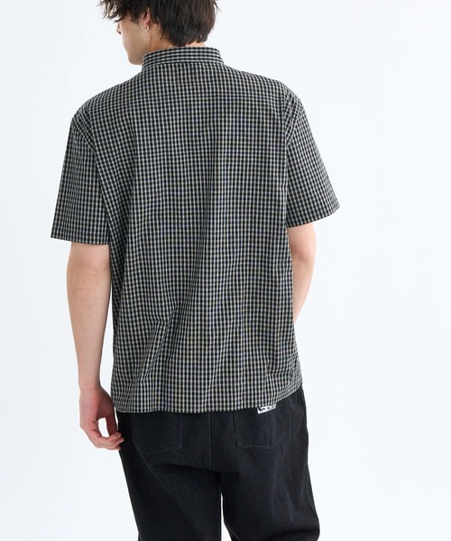 RVCA(ルーカ)の「RVCA メンズ 【KENTO】 LINE OF SIGHT SH 半袖シャツ 【2025年春夏モデル】/ルーカチェック柄半袖シャツ(シャツ/ブラウス・メンズ・ブラック/レッド/ベージュ系その他・MEDIUM/SMALL/X-LARGE/LARGE)」の5枚目の写真