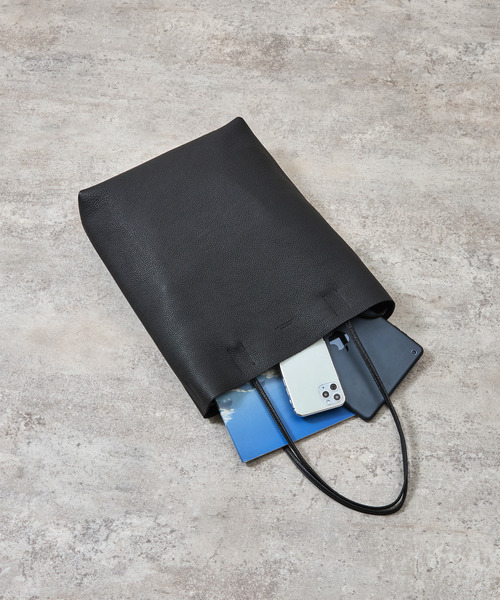 SLOW（スロウ）の「SLOW スロウ /shrink-utility tote bag-M シュリンクレザー2WAYトートバッグ ショルダーバッグ / 858S57R（トートバッグ・メンズ・ブラック/チョコ/グレー・FREE）」の13枚目の写真