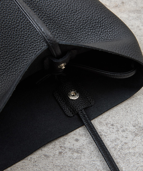 SLOW（スロウ）の「SLOW スロウ /shrink-utility tote bag-M シュリンクレザー2WAYトートバッグ ショルダーバッグ / 858S57R（トートバッグ・メンズ・ブラック/チョコ/グレー・FREE）」の12枚目の写真
