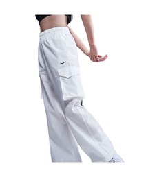 Nike ロゴ入りホワイトパンツ NIKE（ナイキ）の「NIKE/ナイキ キッズ ロンパン NY ｶﾞｰﾙｽﾞNSW