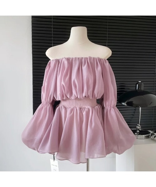 SALTMINT(ソルトミント)の「春色シフォンブラウス/韓国エアリーオフショルパフスリーブシフォンブラウス(シャツ/ブラウス・レディース・ブラック/ベージュ/ピンク・FREE)」の3枚目の写真