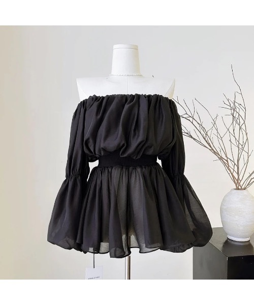 SALTMINT(ソルトミント)の「春色シフォンブラウス/韓国エアリーオフショルパフスリーブシフォンブラウス(シャツ/ブラウス・レディース・ブラック/ベージュ/ピンク・FREE)」の4枚目の写真