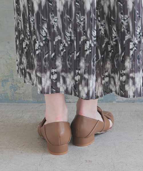 GLACIER lusso（グラシアルッソ）の「グルカバブーシュ（パンプス・レディース・ブラック/ブラウン・S/M/L）」の12枚目の写真