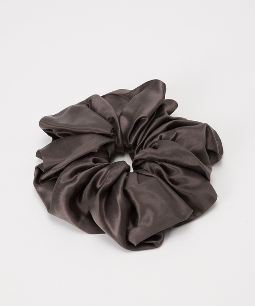 BABYLONE（バビロン）の「ウォッシャブルシルクレーヨンシュシュ（シュシュ・レディース・ライトベージュ/ダークブラウン・フリー）」の2枚目の写真