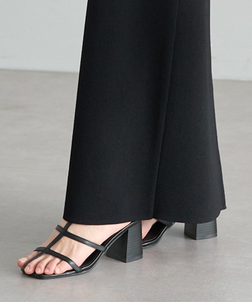 PUAL CE CIN（ピュアルセシン）の「スクエアトゥストラップサンダル（サンダル・レディース・ブラック・MEDIUM/LARGE）」の4枚目の写真