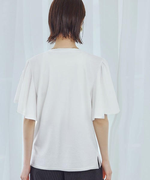 Ampirula(アンピルーラ)の「ワンポイントハート刺繍フレアスリーブTシャツ(Tシャツ/カットソー・レディース・チャコールグレー/ブラック/ホワイト・FREE)」の6枚目の写真