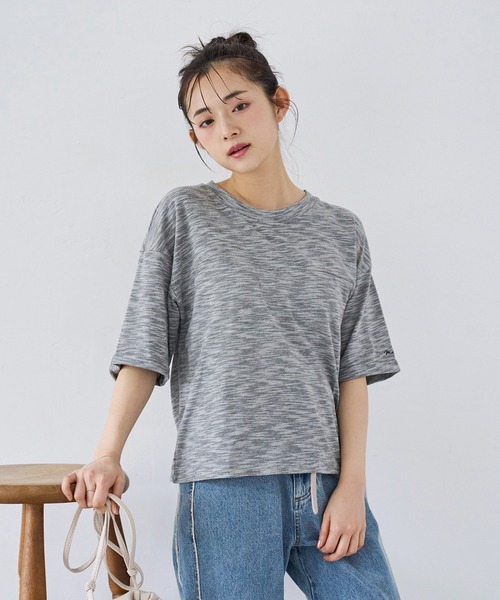 mil(ミル)の「袖口ロゴ刺繍 スラブ天竺Tシャツ(Tシャツ/カットソー・レディース・オートミール/グレー/ブラック・ONE SIZE)」の16枚目の写真