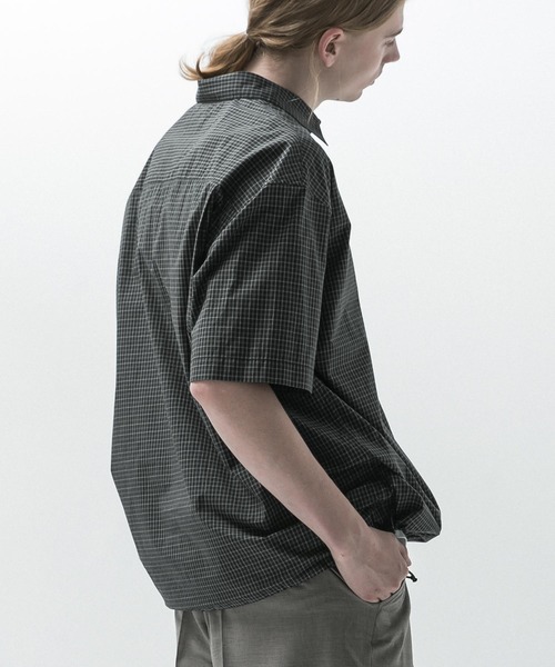 SLICK(スリック)の「【SLICK/スリック】Classic Mini Check Drawstring Shirt / クラシックミニチェックドローストリングシャツ/ オーバーサイズ(シャツ/ブラウス・メンズ・スミクロ/ブラウン/ライトグレー・1/2/3)」の5枚目の写真