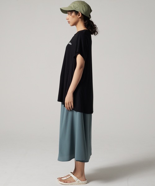 Eddie Bauer(エディーバウアー)の「ギャザー チュニック Tシャツ(チュニック・レディース・ブラウン/ブラック/セージグリーン・S/M/L/XL)」の6枚目の写真