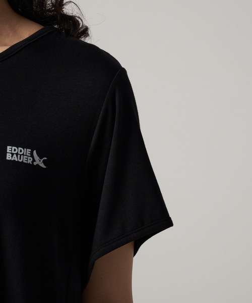 Eddie Bauer(エディーバウアー)の「ギャザー チュニック Tシャツ(チュニック・レディース・ブラウン/ブラック/セージグリーン・S/M/L/XL)」の15枚目の写真