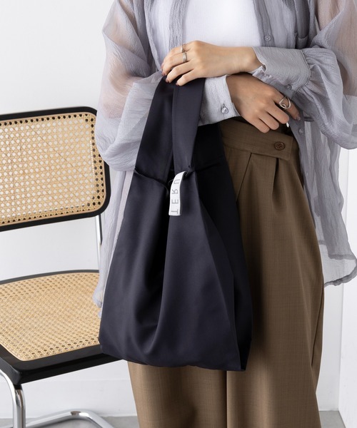 SETUP7（セットアップセブン）の「【SETUP7】クルリト デイリーバッグ TR-1201 TRW（エコバッグ/サブバッグ・レディース・チャコールグレー/ベージュ/ネイビー/グレー/オフホワイト/ピンク/イエロー/グリーン/ミント・FREE）」の3枚目の写真